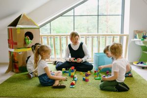 Crise silencieuse : les « mamans de jour » vaudoises désertent la profession
