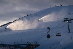Leysin dit adieu à ses 175 canons à neige : la fin d’une époque en montagne vaudoise